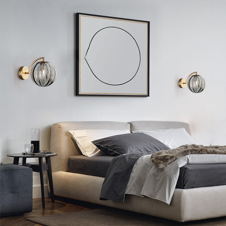 Nevosa | Applique murale ronde en fer et verre à 1 lumière scandinave contemporaine pour salon