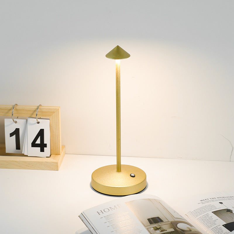Nevosa | Simplicité Moderne Lampe de Table en Acrylique Cylindre Rond en Fer LED Triangle pour le Salon
