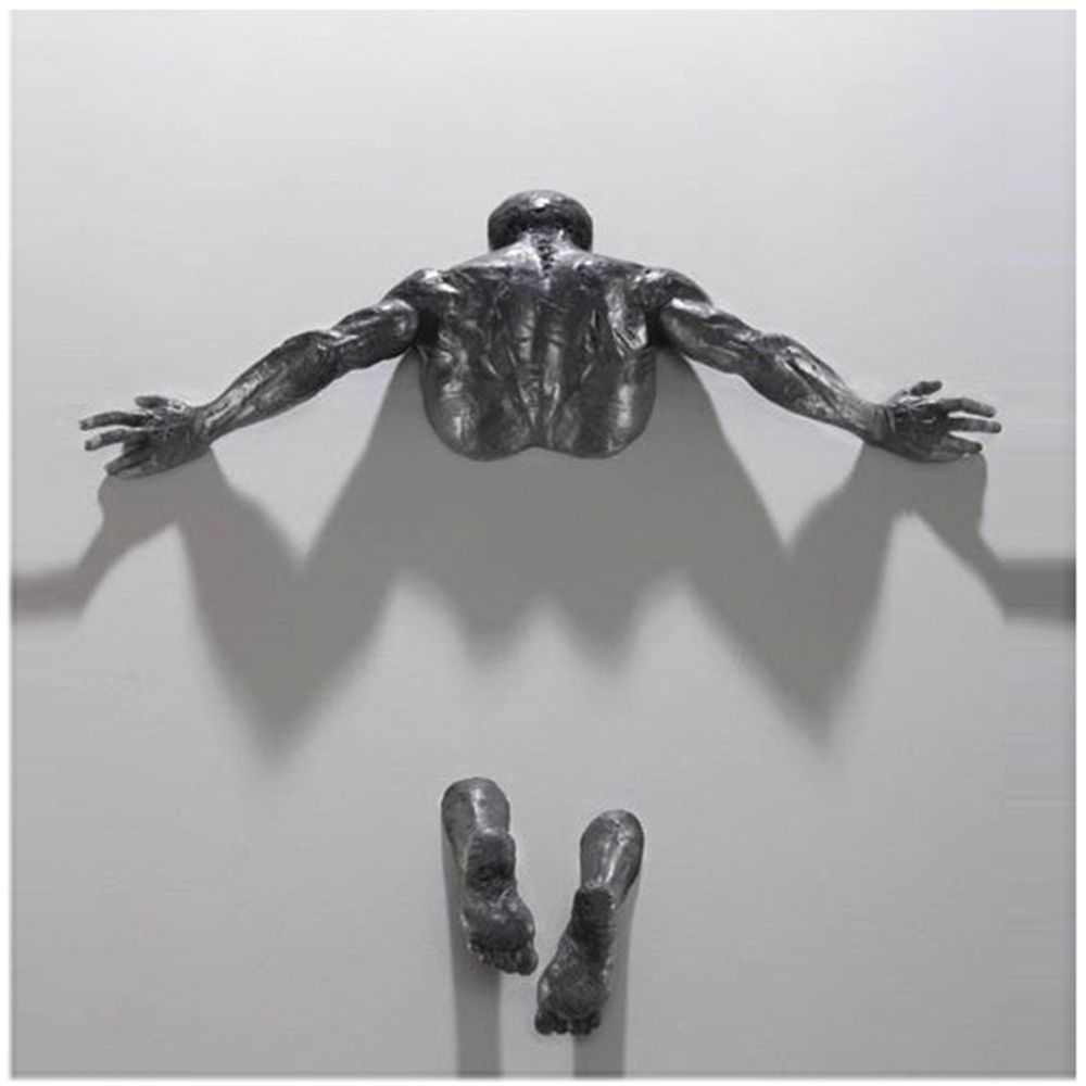 Nevosa | Imitation Cuivre Résine Ornement Figure Abstraite Art Mural Grimpant 3D À Travers Mur Statue Sculpture
