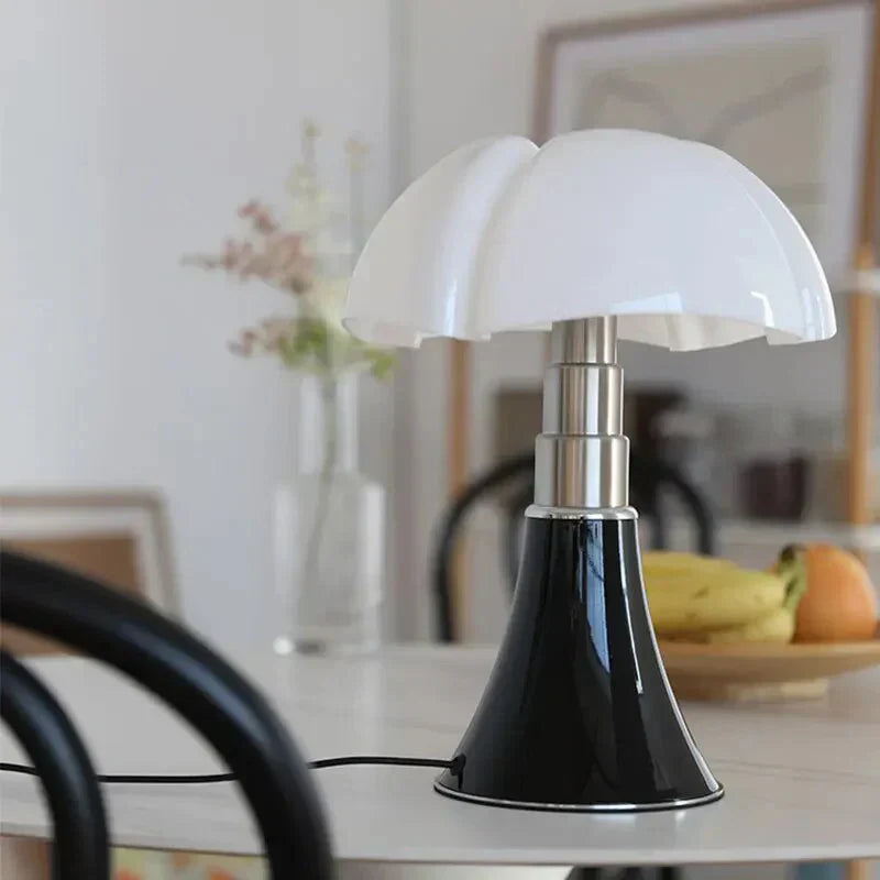Nevosa | Lampe de table à fleurs designer - FloraLuxe