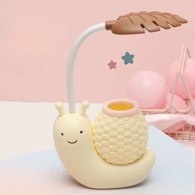 Nevosa | Lampe de bureau porte-crayon escargot enfants