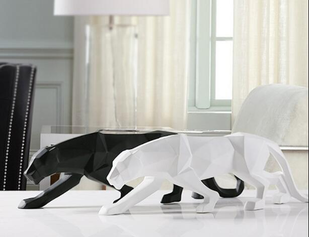 Nevosa | Sculpture géométrique en résine moderne de panthère noire