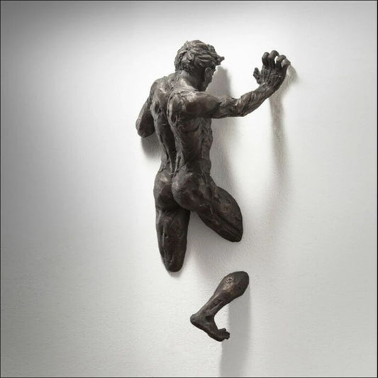 Nevosa | Imitation Cuivre Résine Ornement Figure Abstraite Art Mural Grimpant 3D À Travers Mur Statue Sculpture